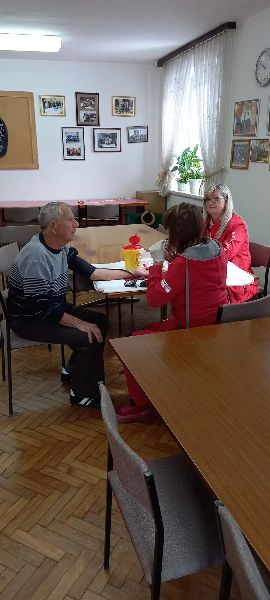 umirovljenici kotoribe, mjerenje šećera u krvi i tlaka (1)