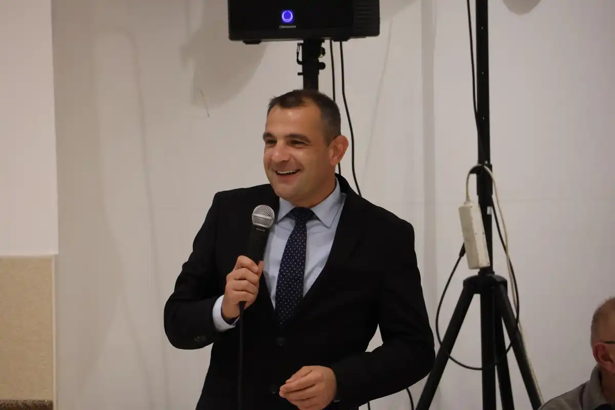 umirovljenici – skupština (1) umirovljenici – skupština (1)