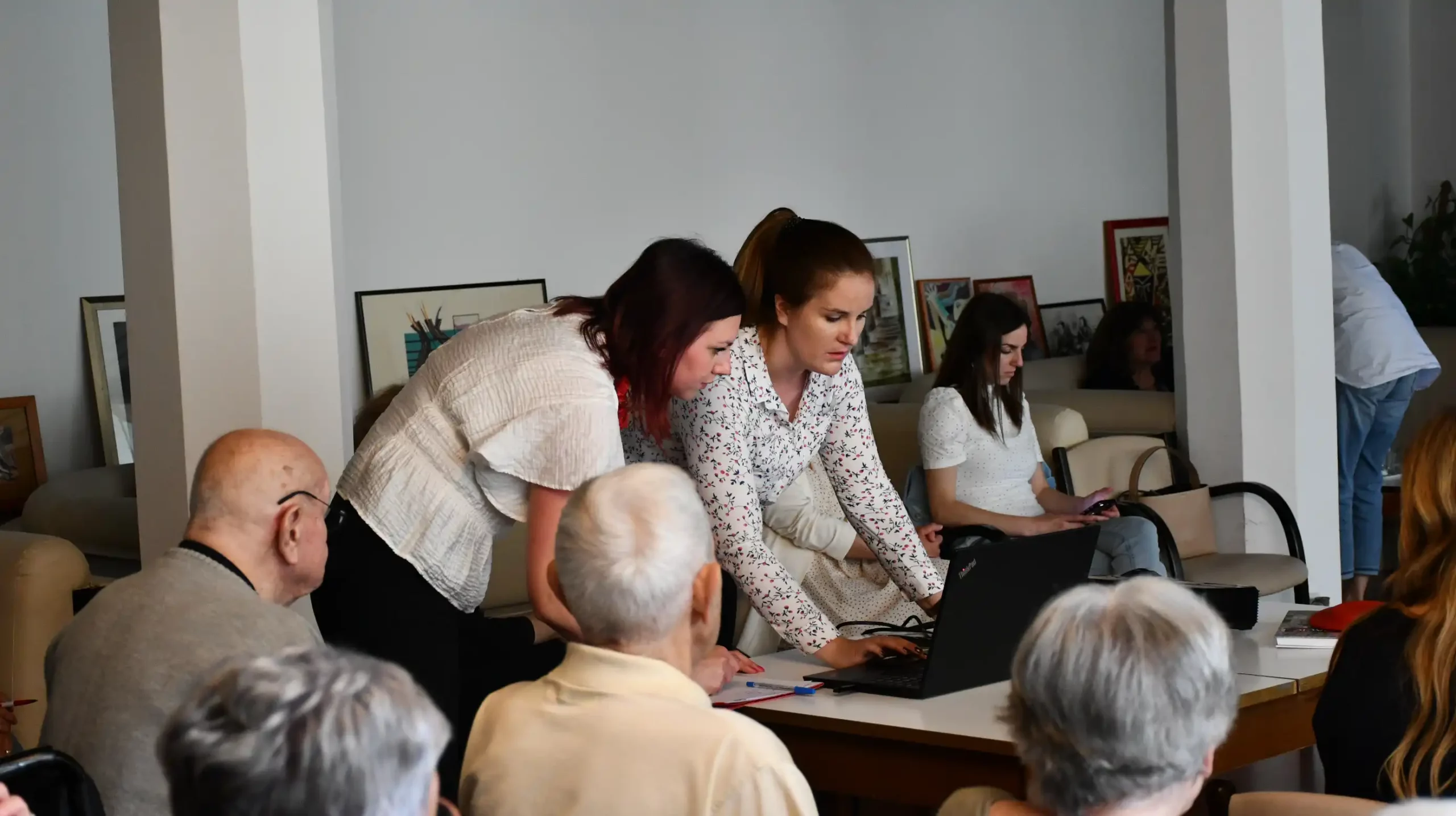 umirovljenici – tribina (1) umirovljenici – tribina (1)