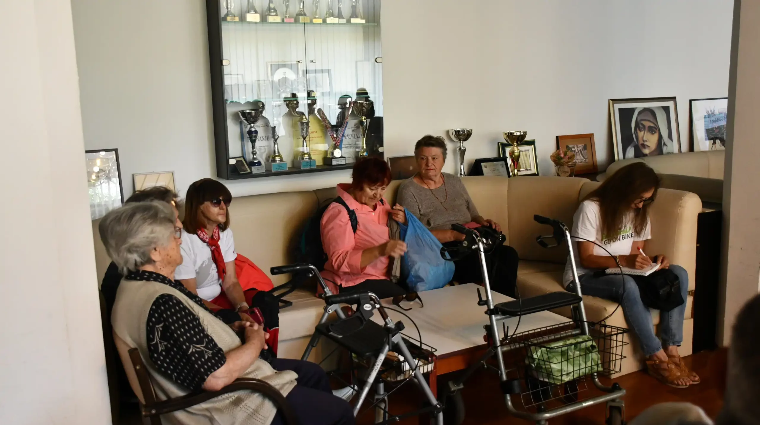 umirovljenici – tribina (5) umirovljenici – tribina (5)