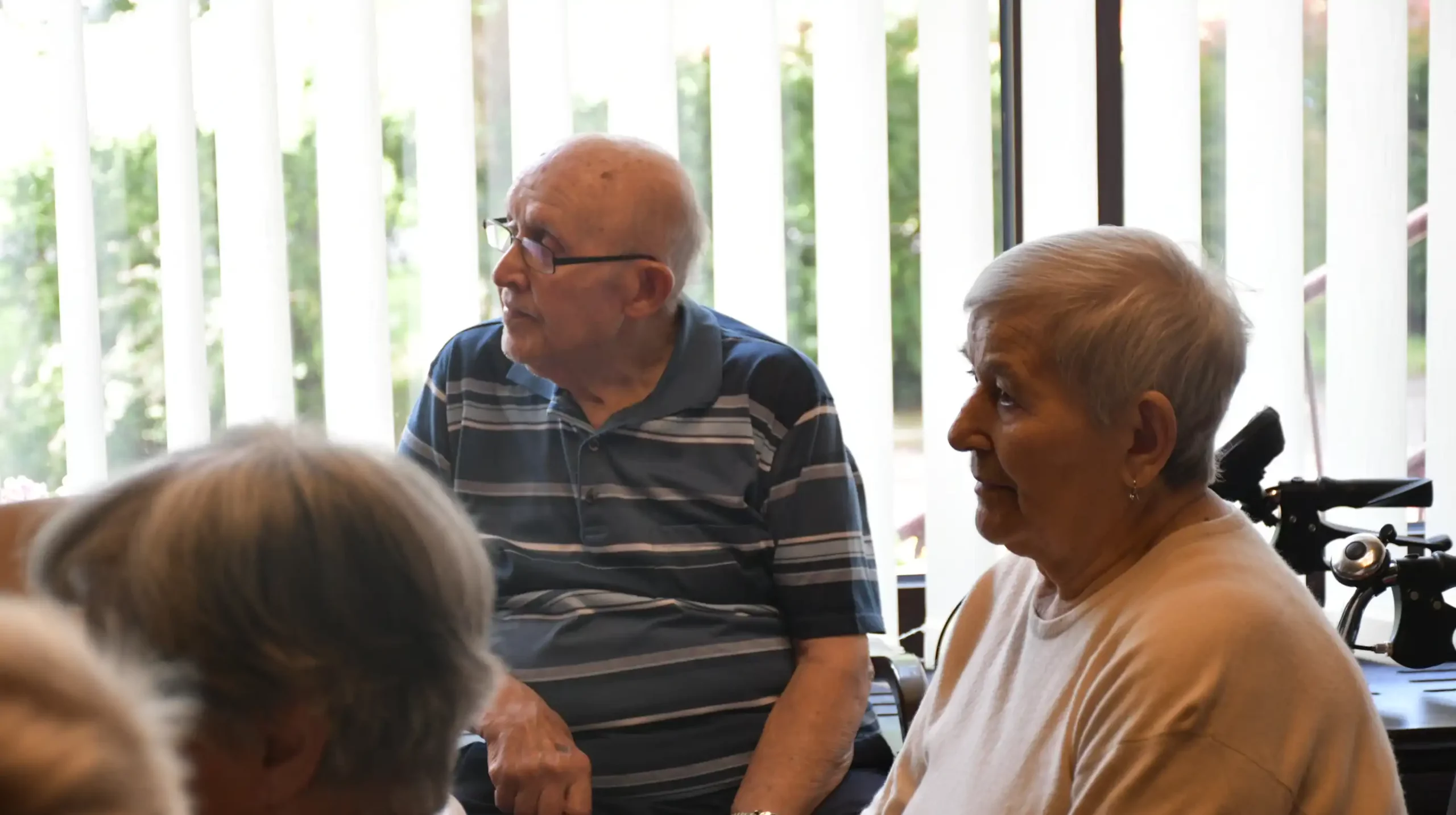 umirovljenici – tribina (7) umirovljenici – tribina (7)