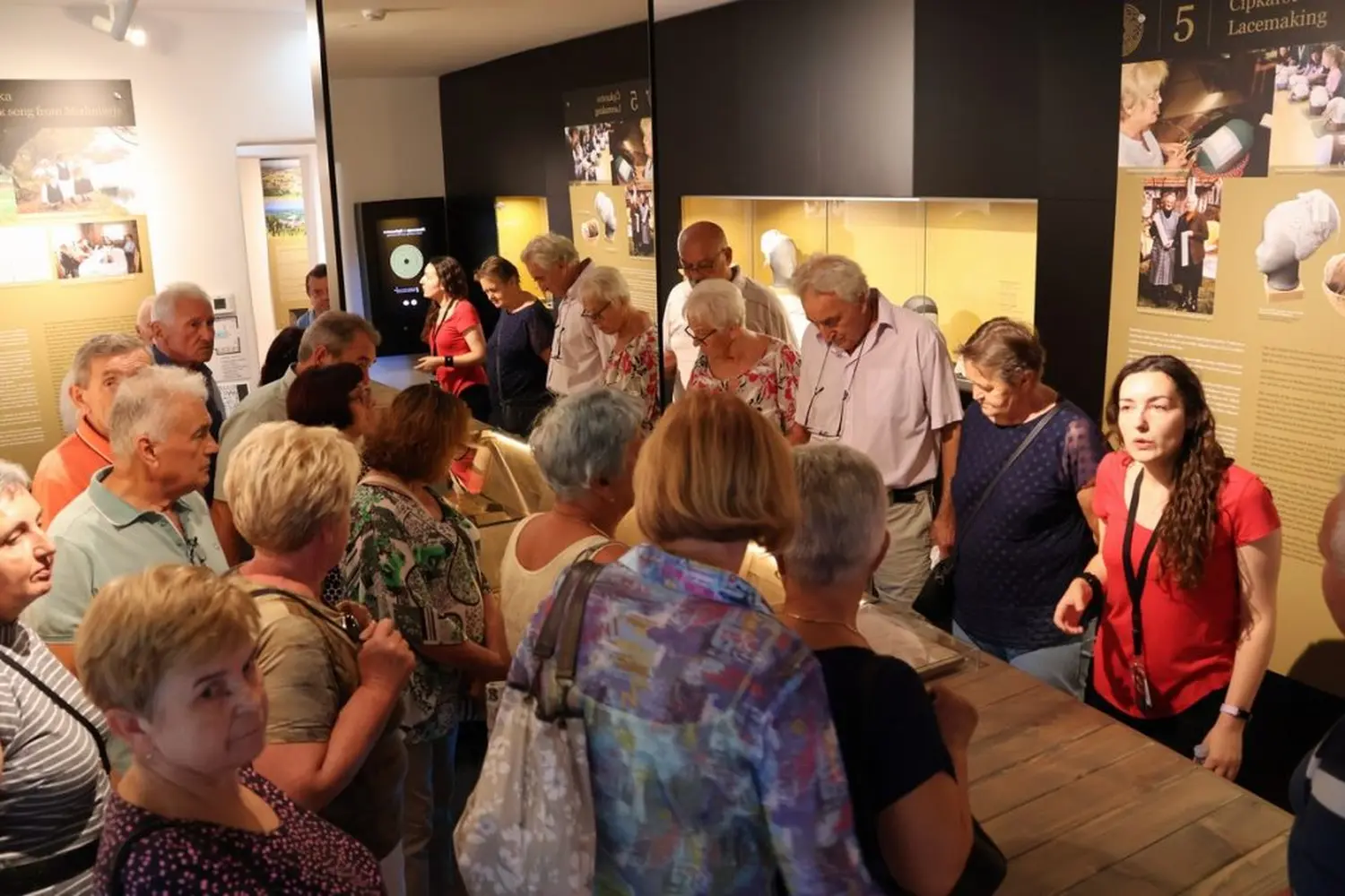 umirovljenici,matija posavec (1) umirovljenici,matija posavec (1)