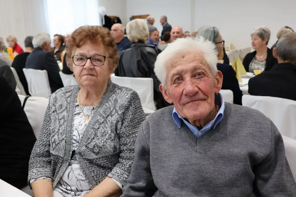 umirovljenici,proslava 50. i 60. godina braka (11)