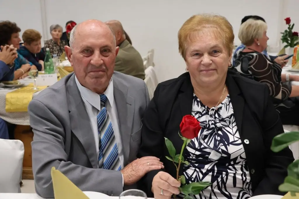 umirovljenici,proslava 50. i 60. godina braka (43)