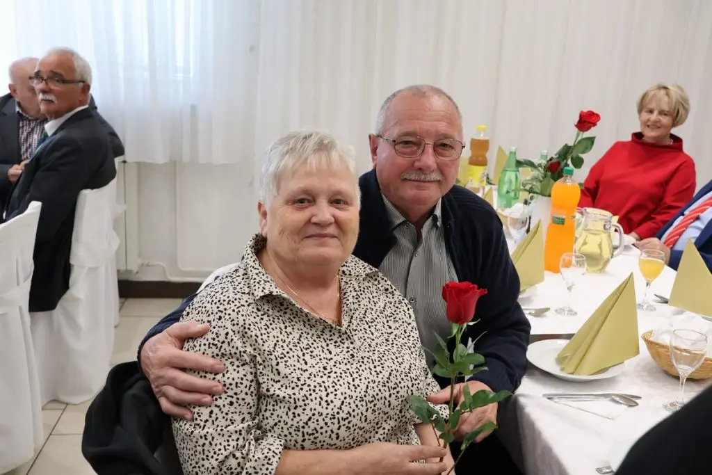 umirovljenici,proslava 50. i 60. godina braka (44)