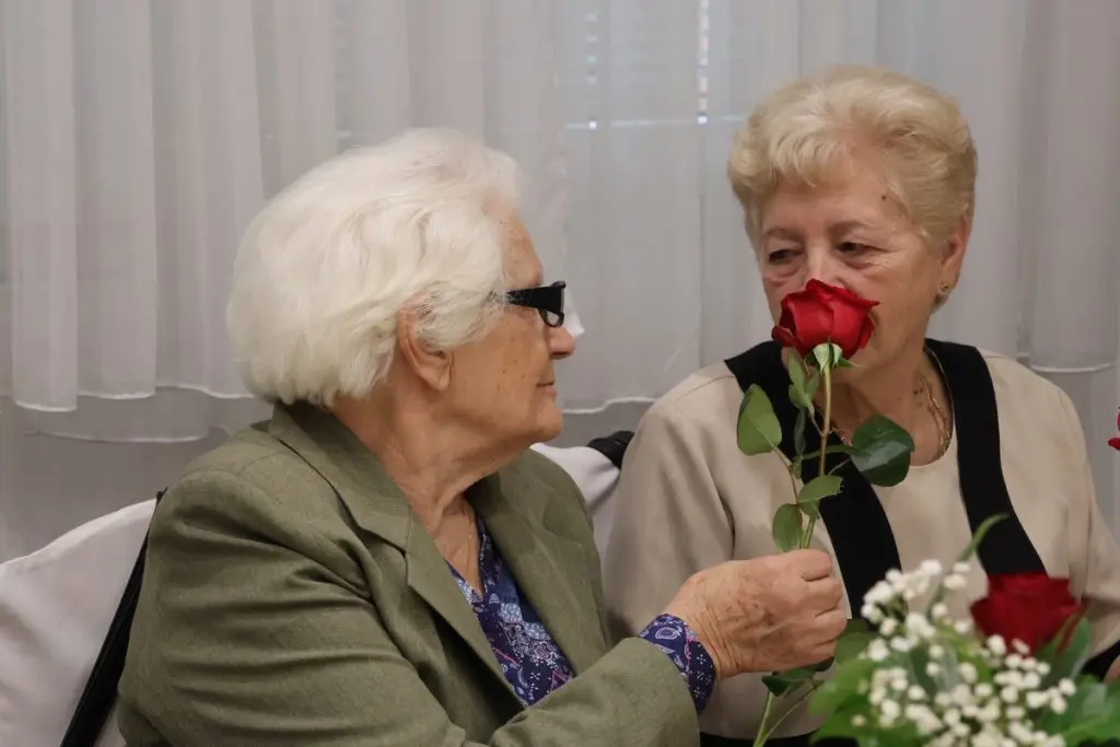 umirovljenici,proslava 50. i 60. godina braka (46)