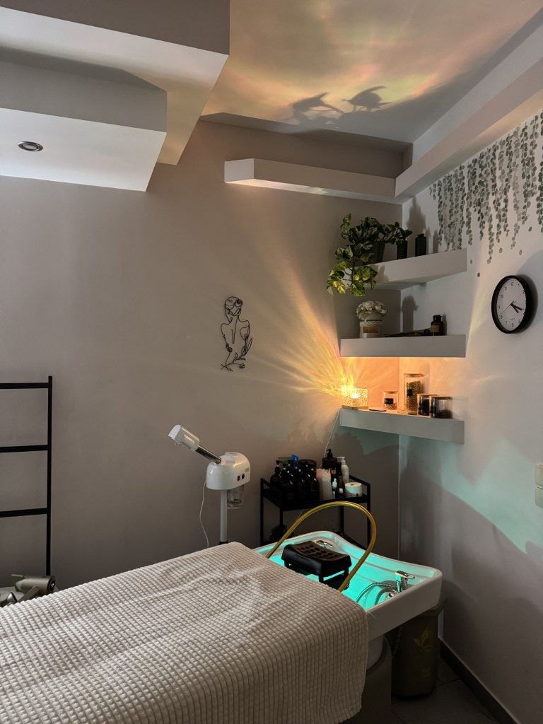 una head spa (5) una head spa (5)