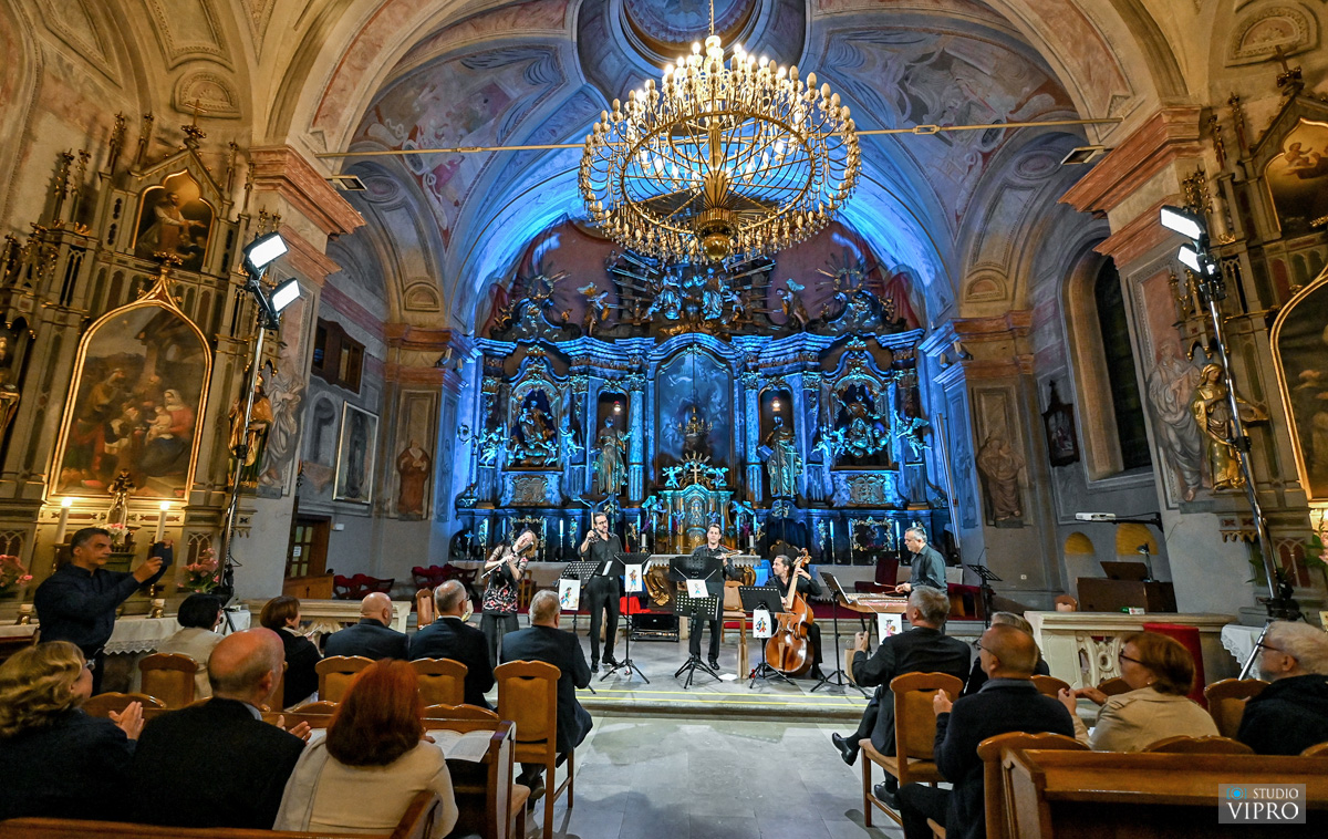 studio VIPRO studio VIPRO