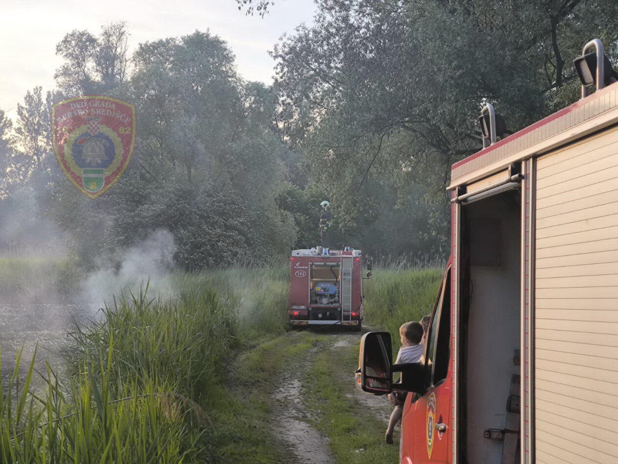 vatrogasci murskog središća,požar fusek, dvd mursko središće (2)