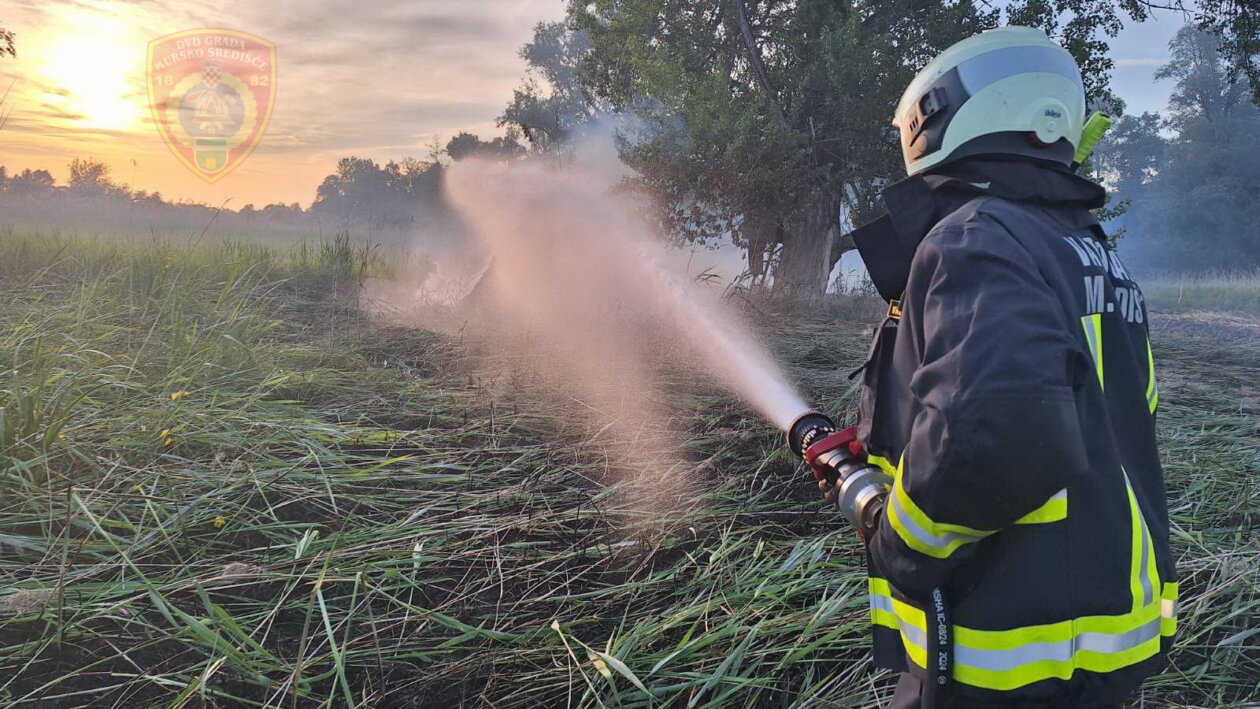 vatrogasci murskog središća,požar fusek, dvd mursko središće (7)