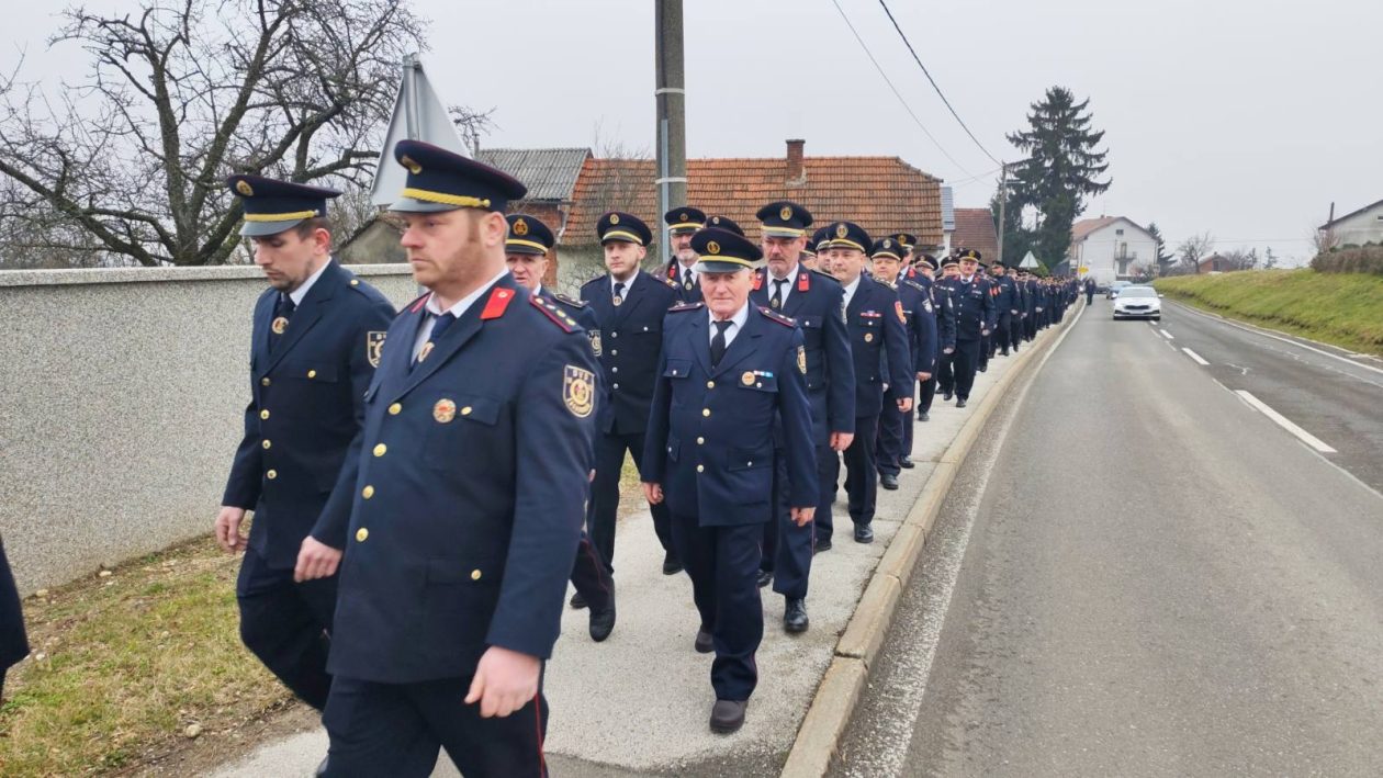 vatrogasci posljednji ispraćaj Damir Novak(3)