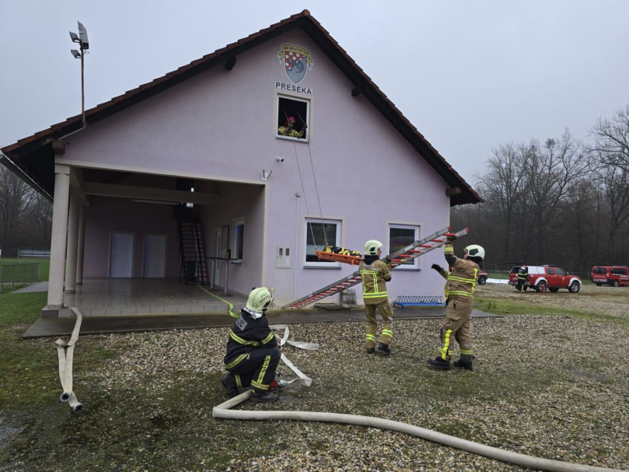 vatrogasci vježba Preseka (23)