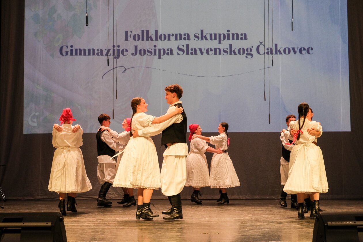 večer folklora (10)