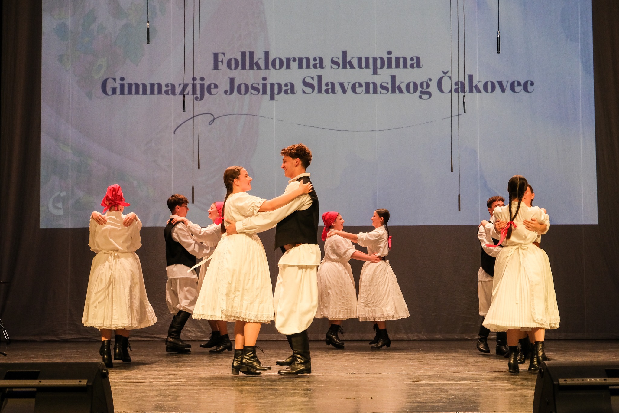 večer folklora (10)