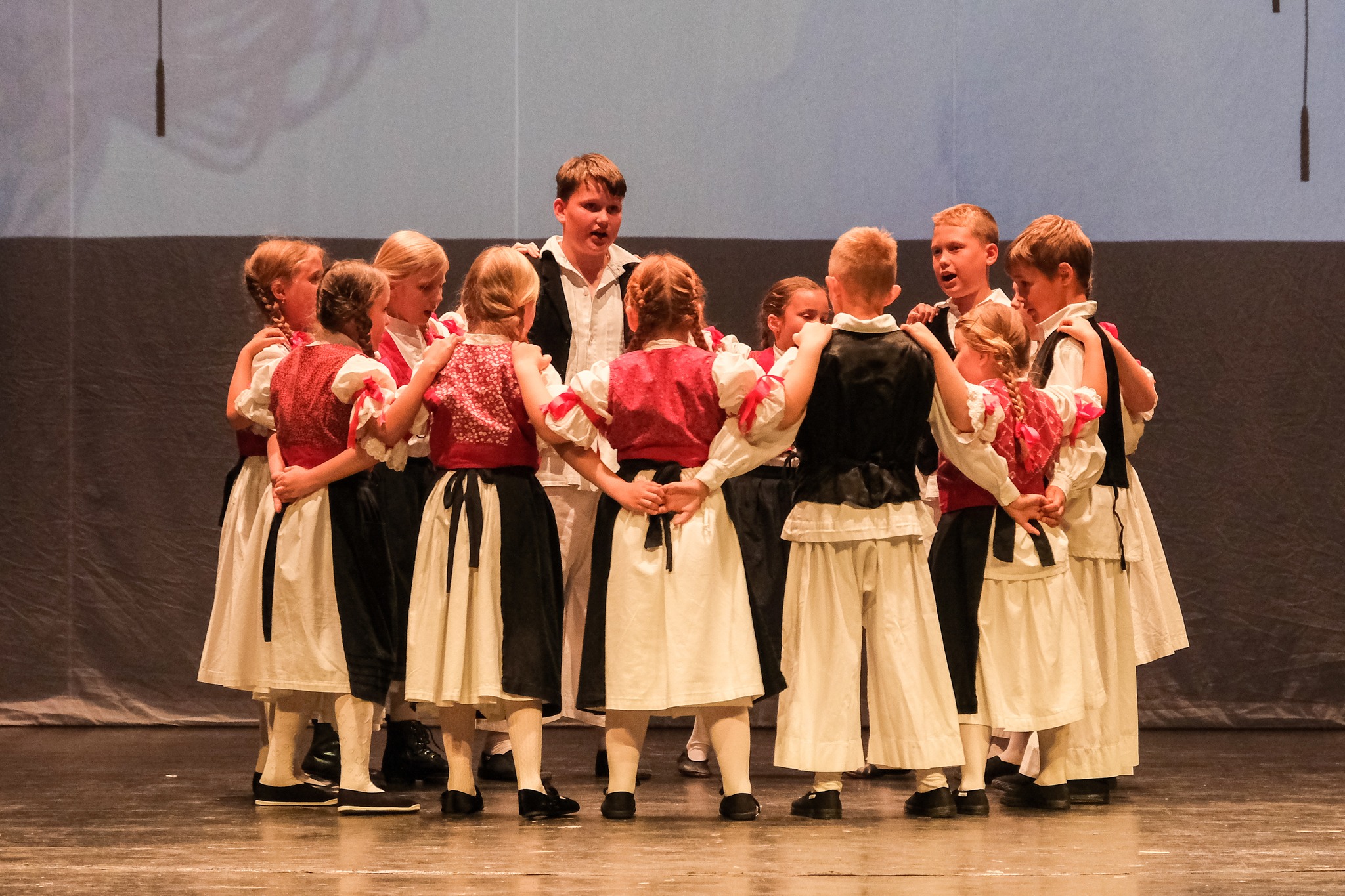 večer folklora (21)