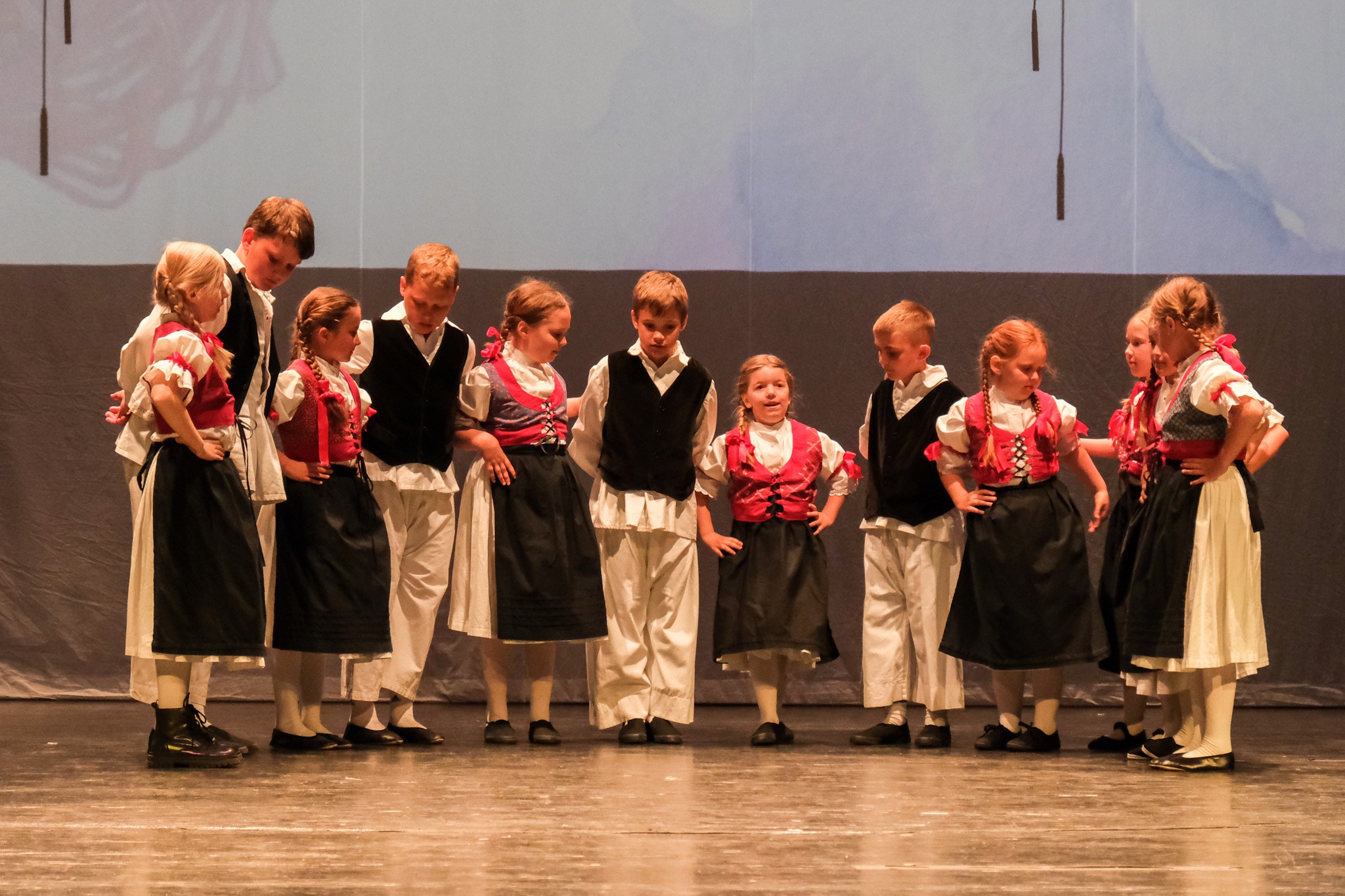 večer folklora (27)