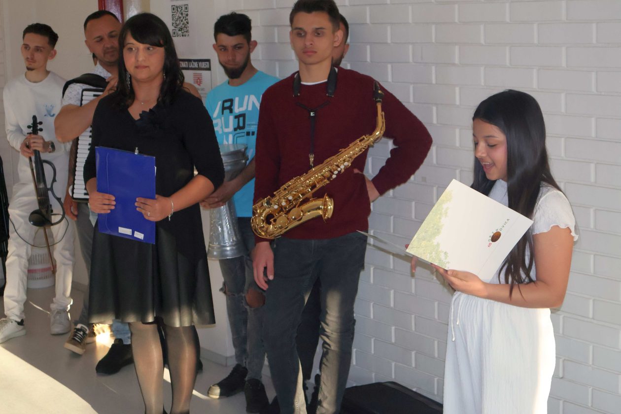 vecer romske poezije (32)