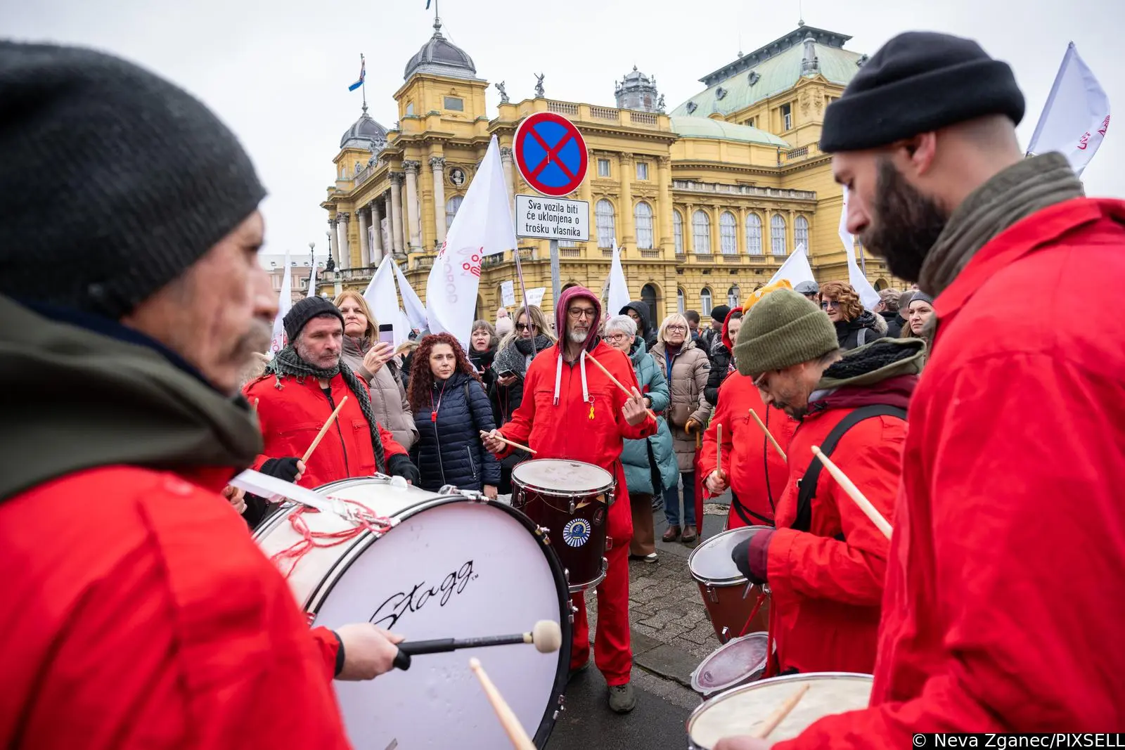 veliki prosvjed u zagrebu, AP (11) veliki prosvjed u zagrebu, AP (11)