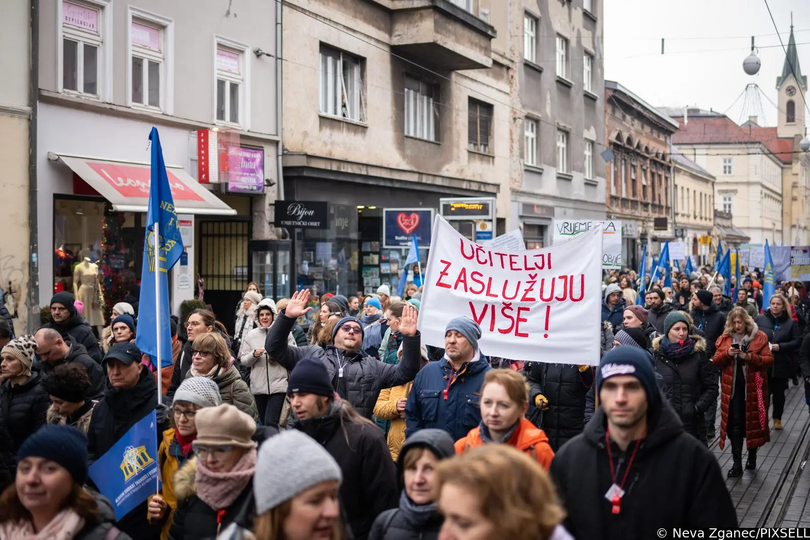 veliki prosvjed u zagrebu, AP (12) veliki prosvjed u zagrebu, AP (12)