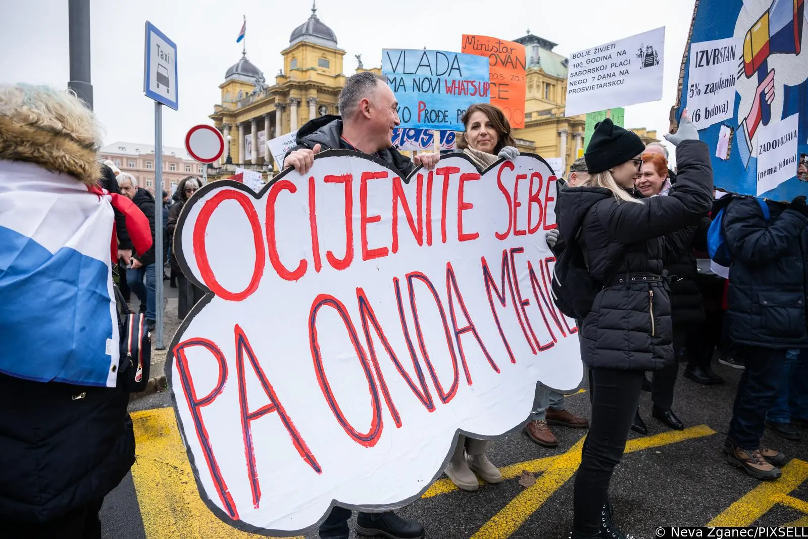 veliki prosvjed u zagrebu, AP (18) veliki prosvjed u zagrebu, AP (18)