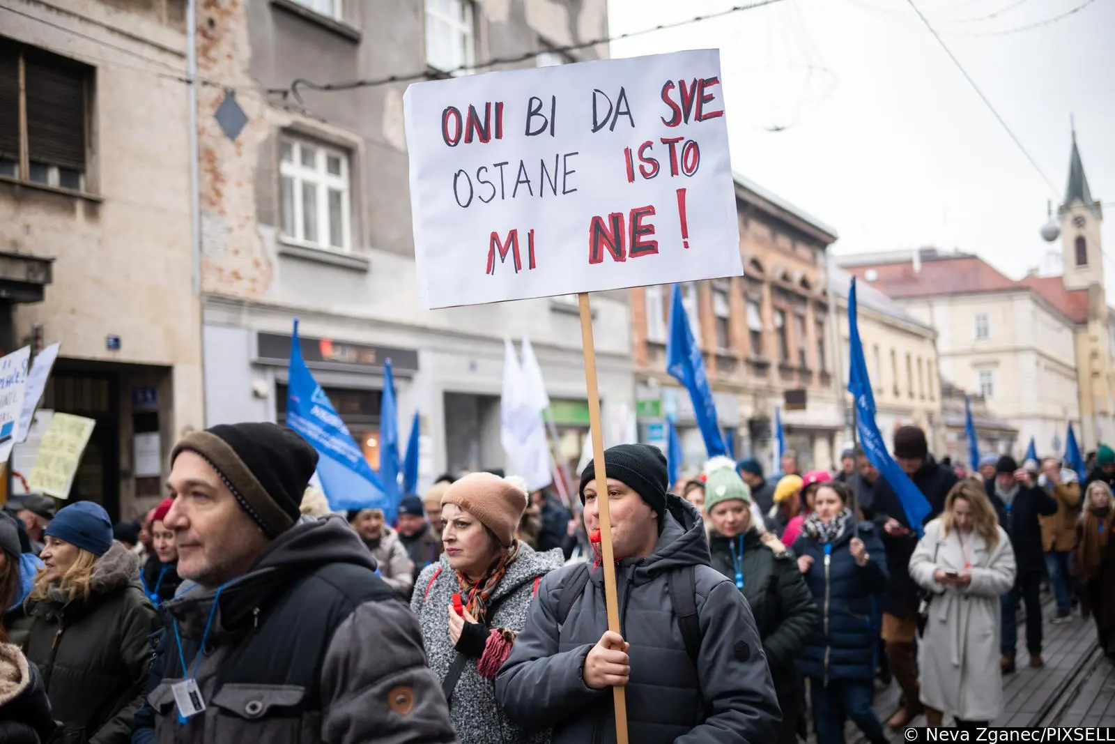 veliki prosvjed u zagrebu, AP (22) veliki prosvjed u zagrebu, AP (22)
