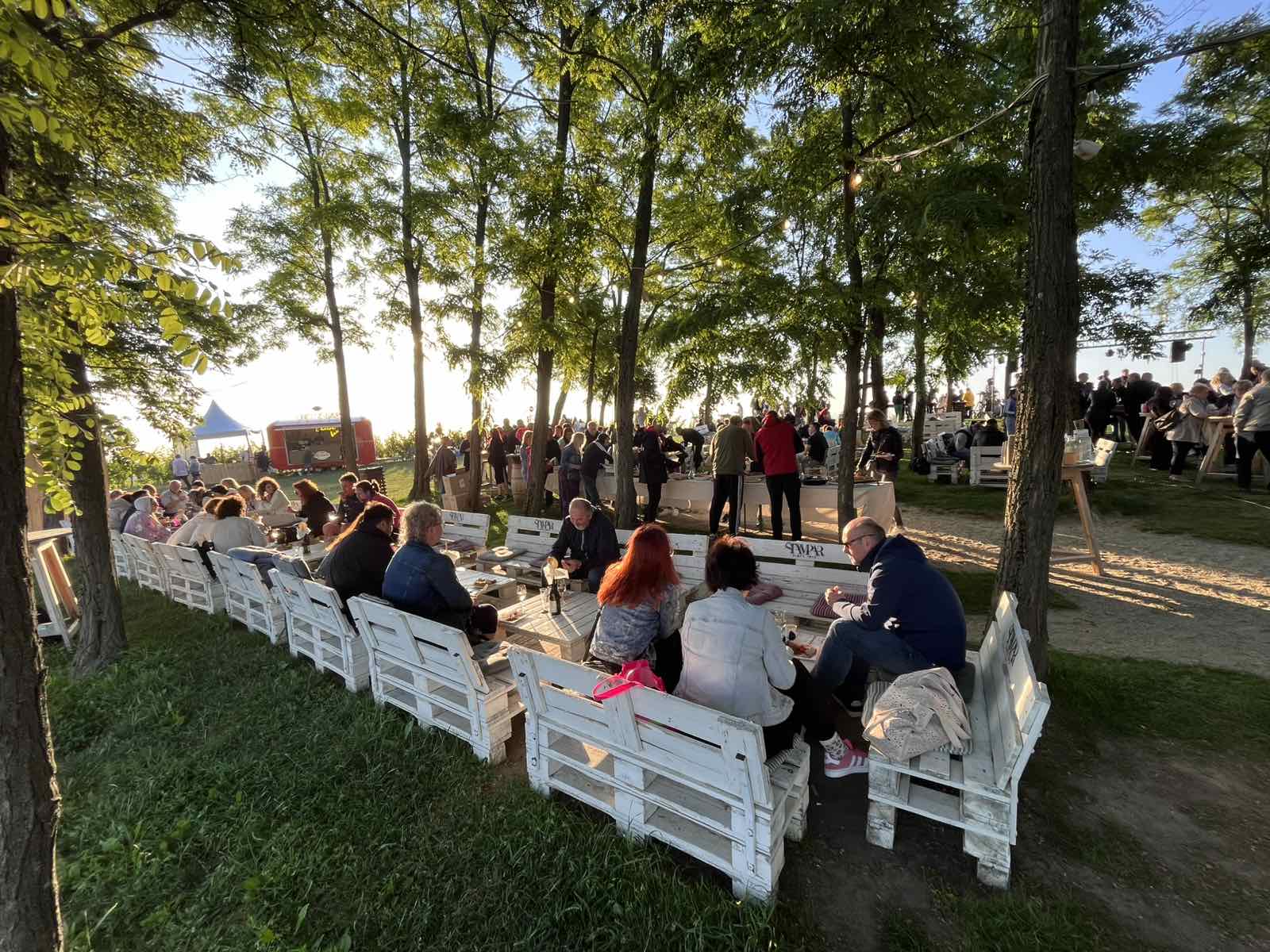 Doček ljeta 2025, Mađerkin breg