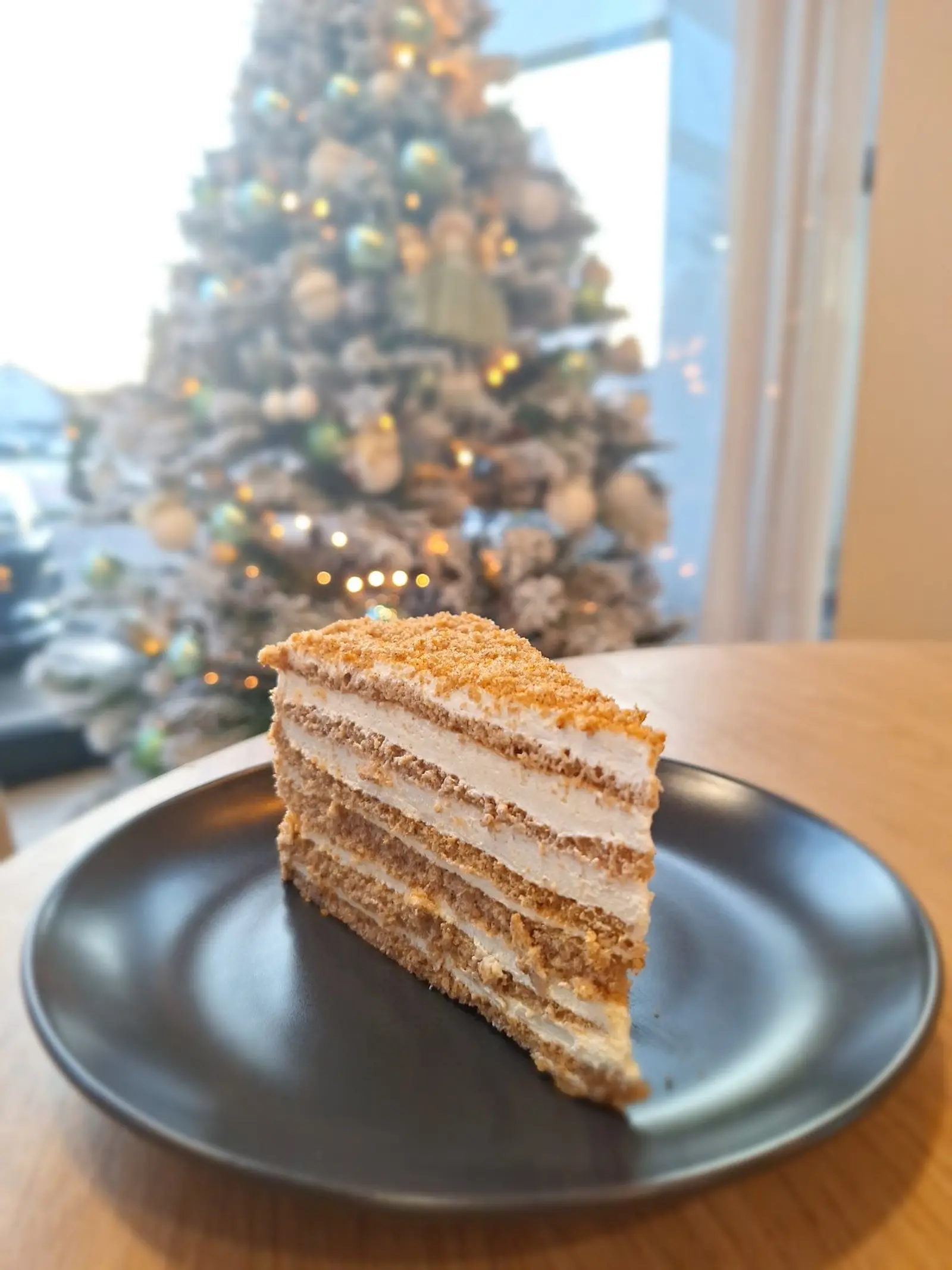 Kraljevske slastice, Božić 2024, torta medvik kolač