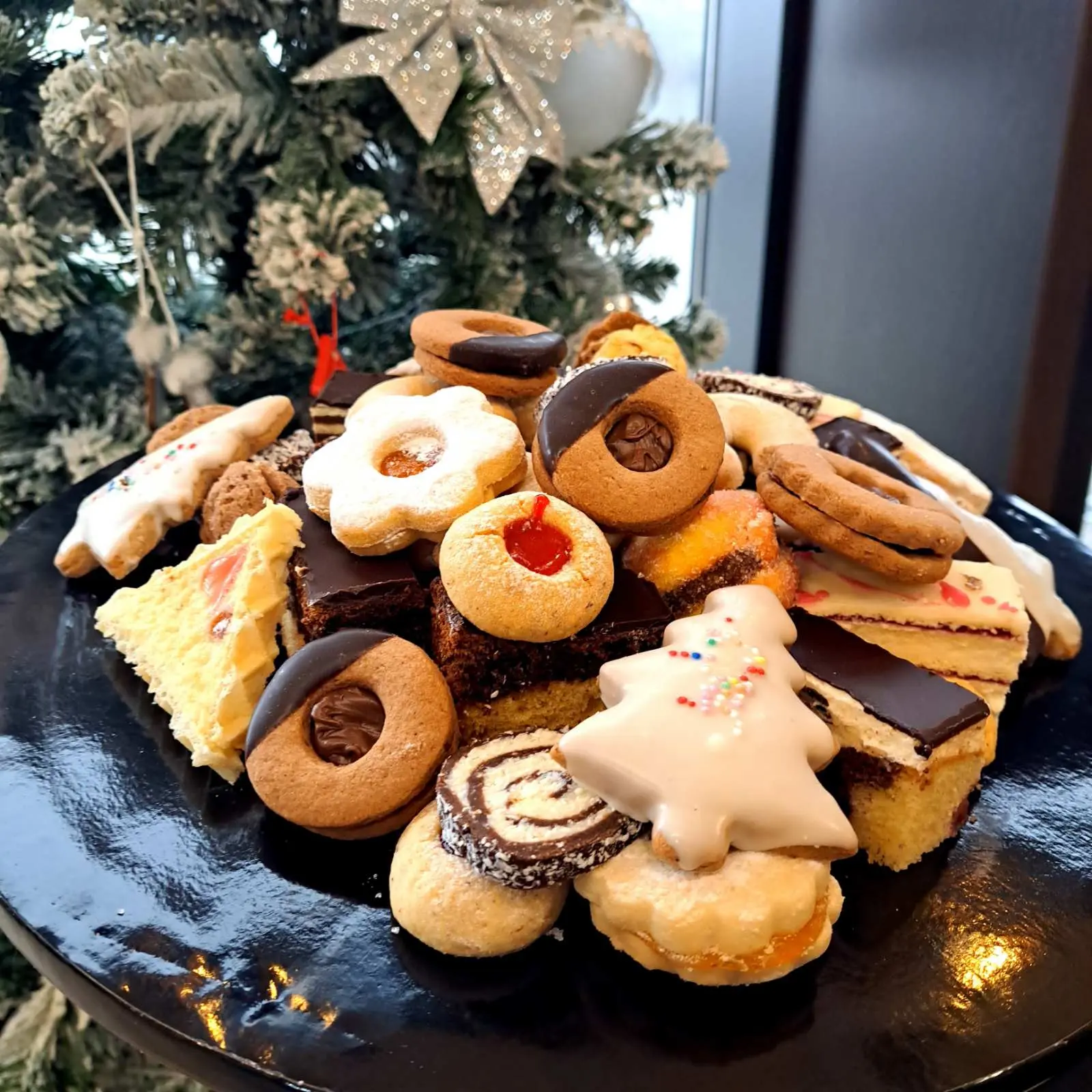 Kraljevske slastice, Božić 2024, torta kolači suhi