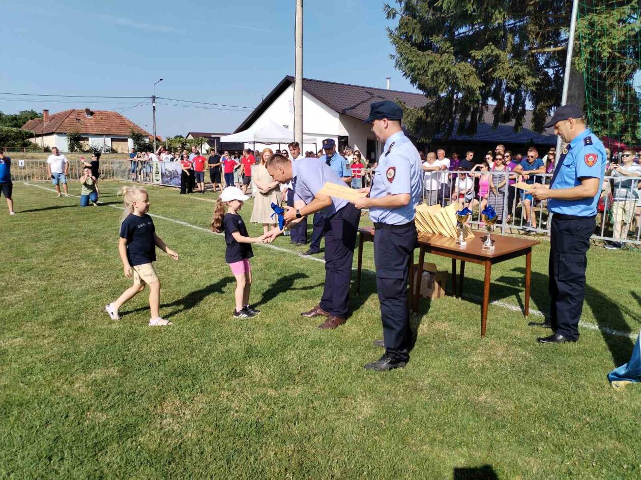 11. Dravski kup – vatrogasno natjecanje djece u Donjem Mihaljevcu 11. Dravski kup - vatrogasno natjecanje djece u Donjem Mihaljevcu