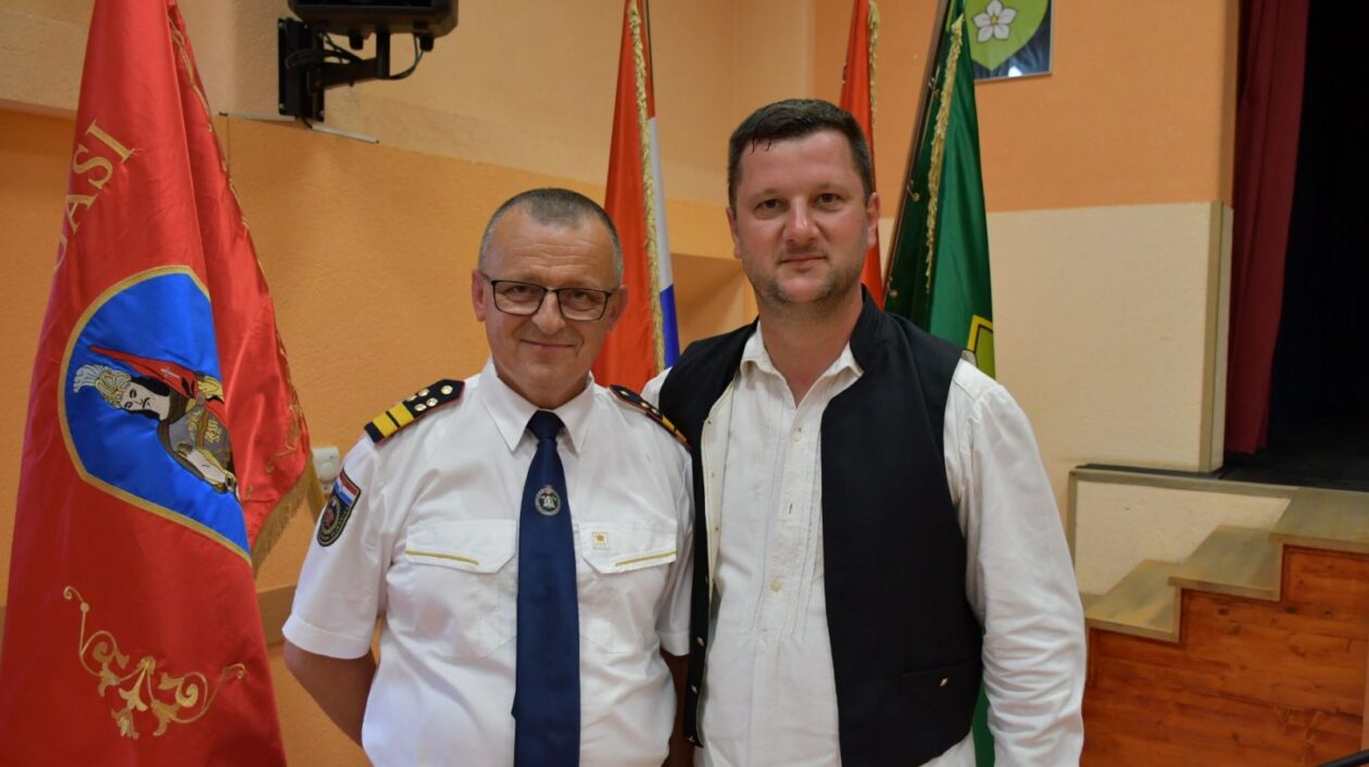 načelnik PETAR Janušić i Robert Meglić