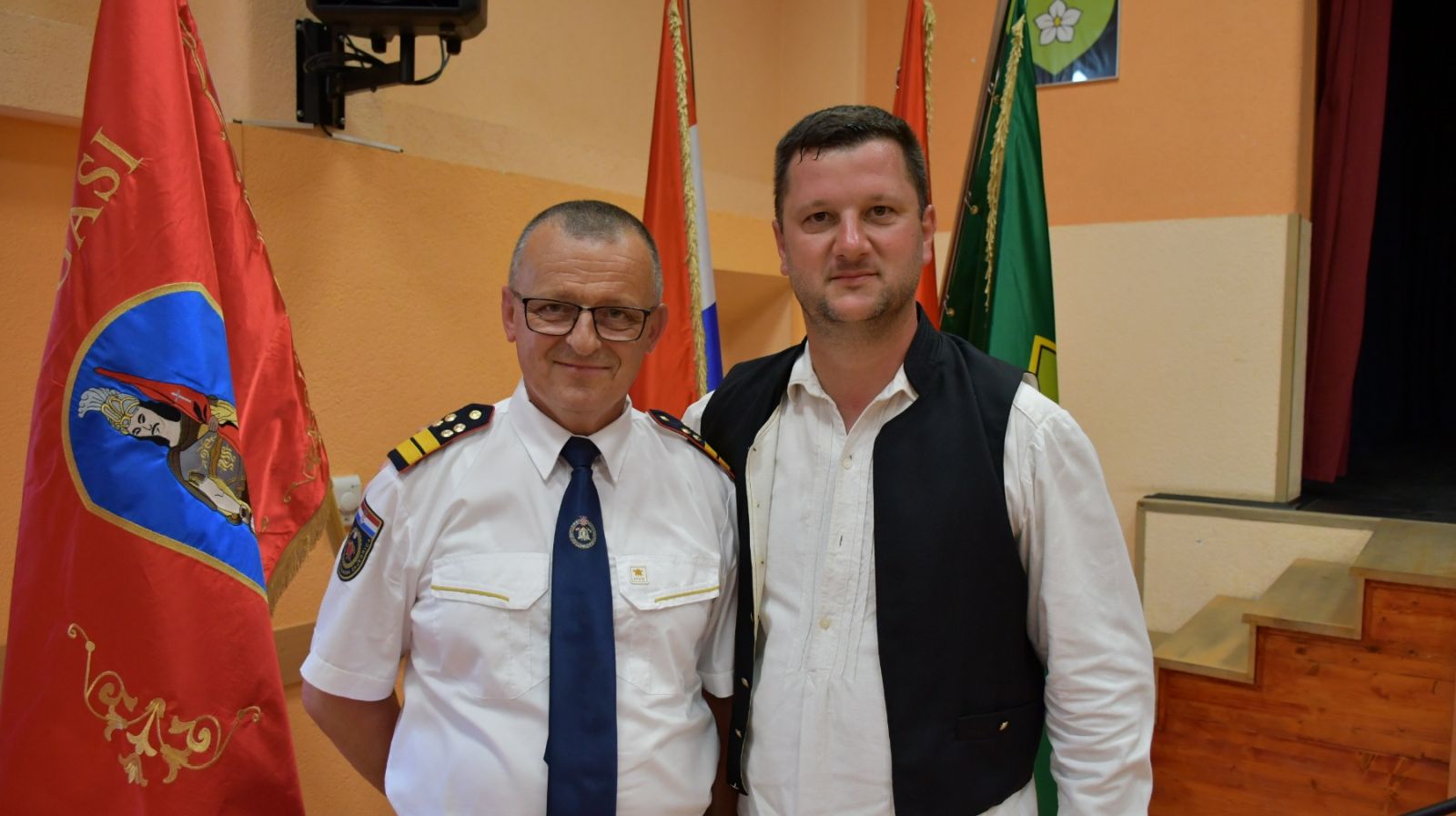 načelnik PETAR Janušić i Robert Meglić