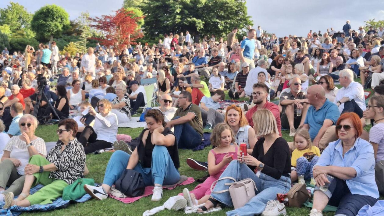 Opera u Zmajevom vrtu Opera u Zmajevom vrtu