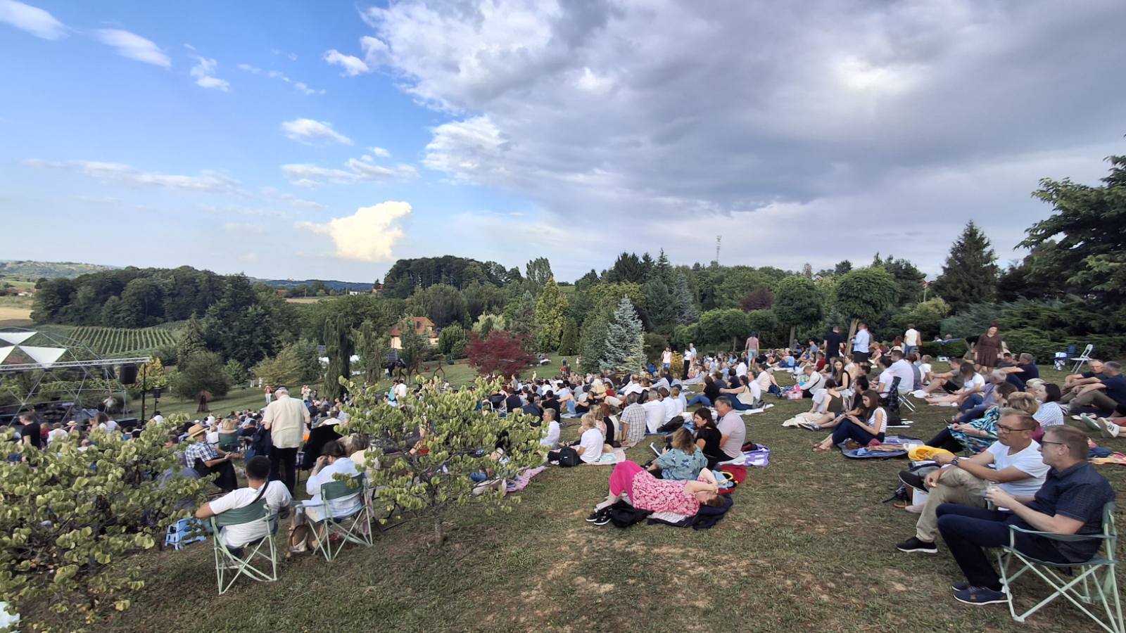 Opera u Zmajevom vrtu