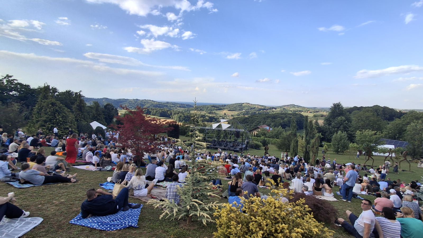 Opera u Zmajevom vrtu