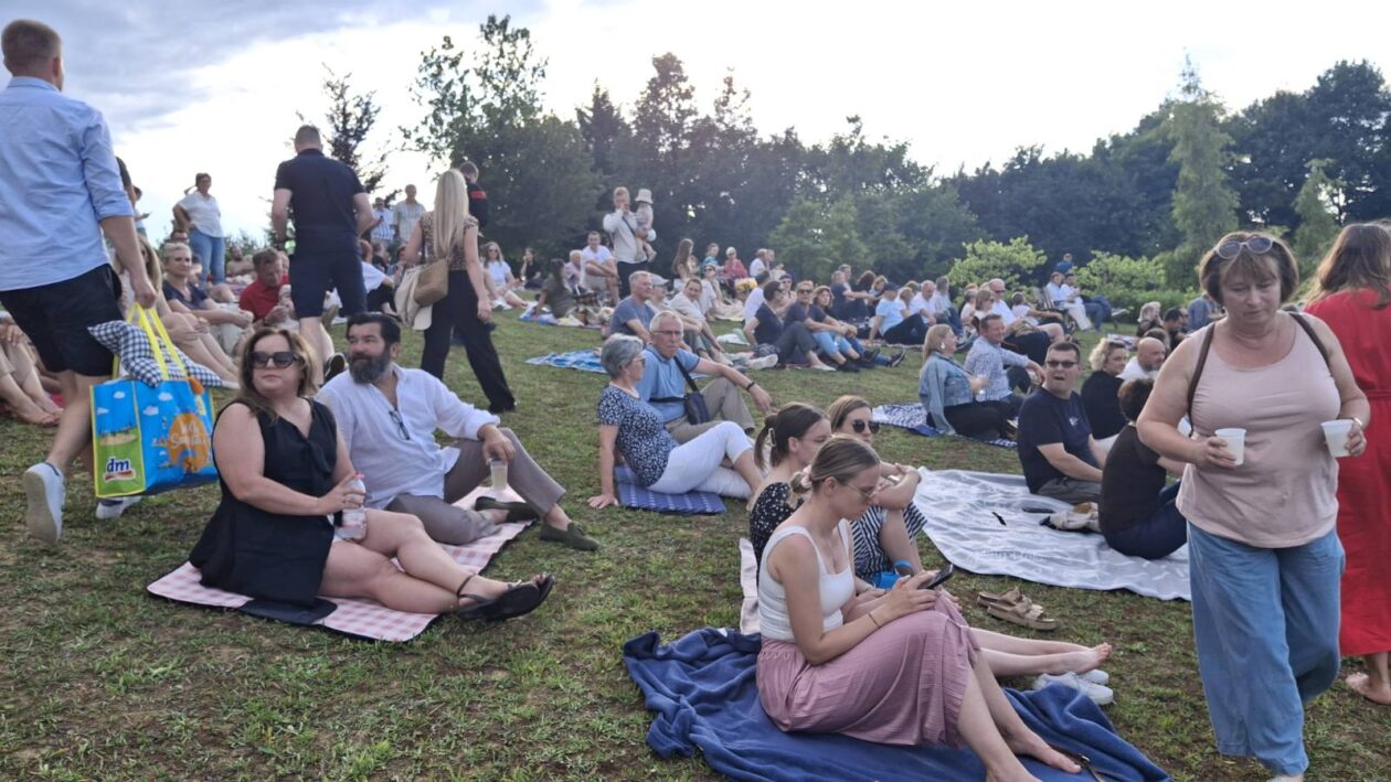 Opera u Zmajevom vrtu Opera u Zmajevom vrtu