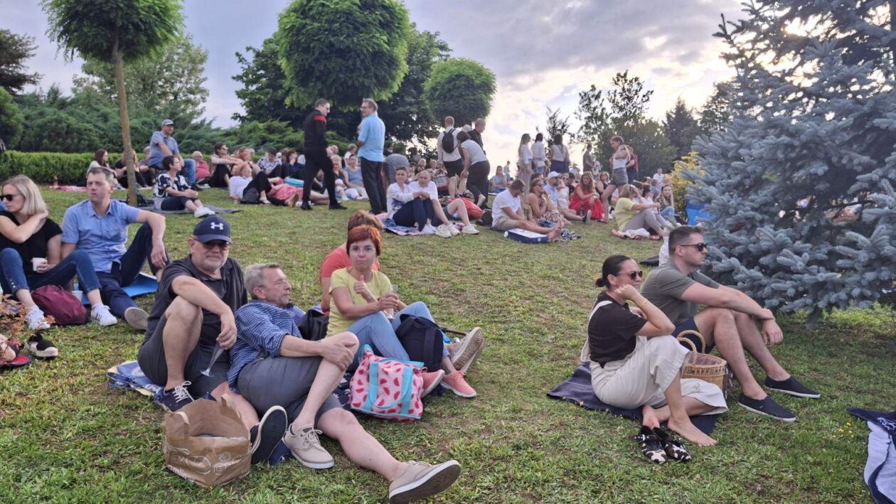 Opera u Zmajevom vrtu Opera u Zmajevom vrtu