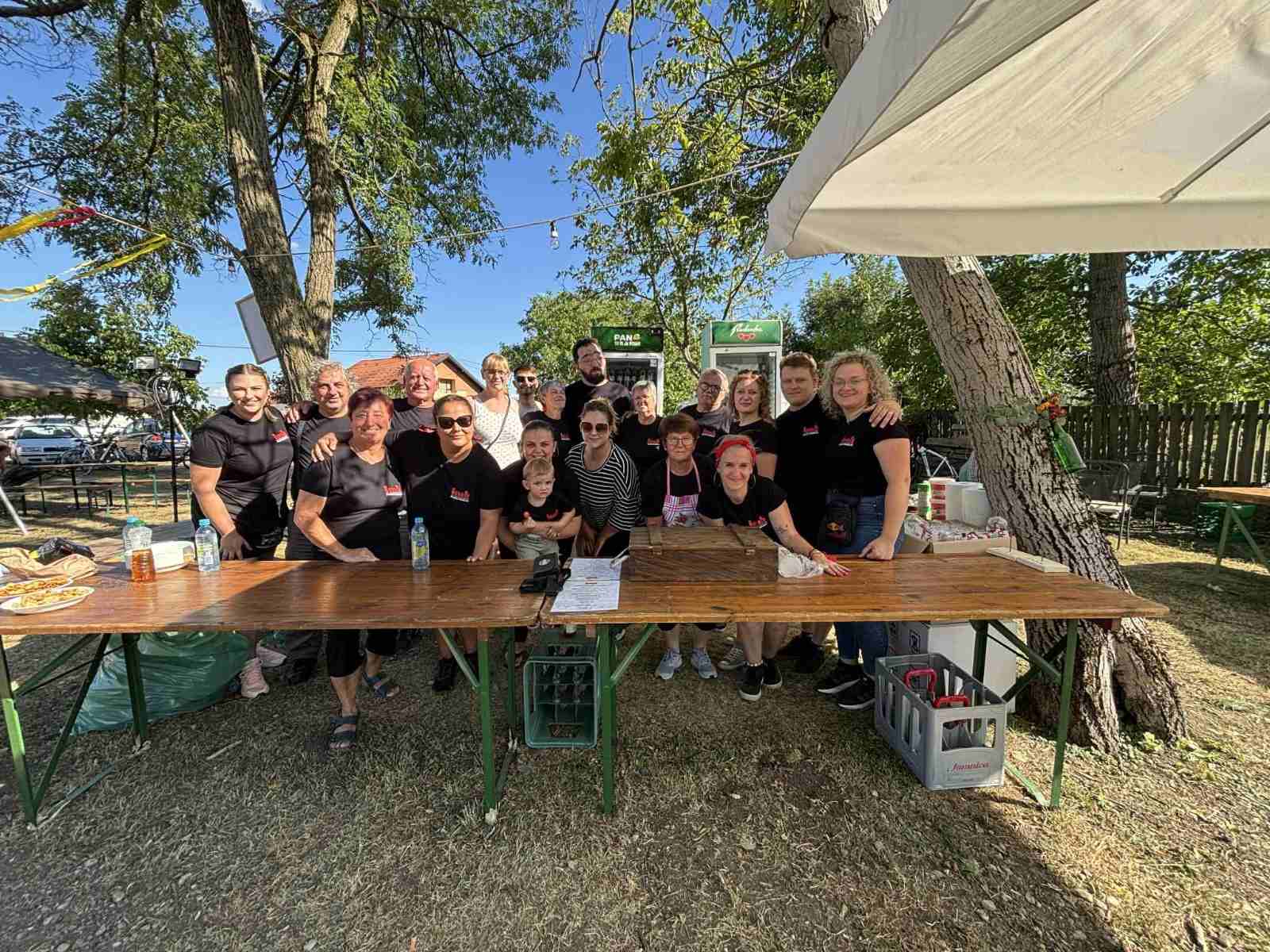 Črna Pešta seoske igre