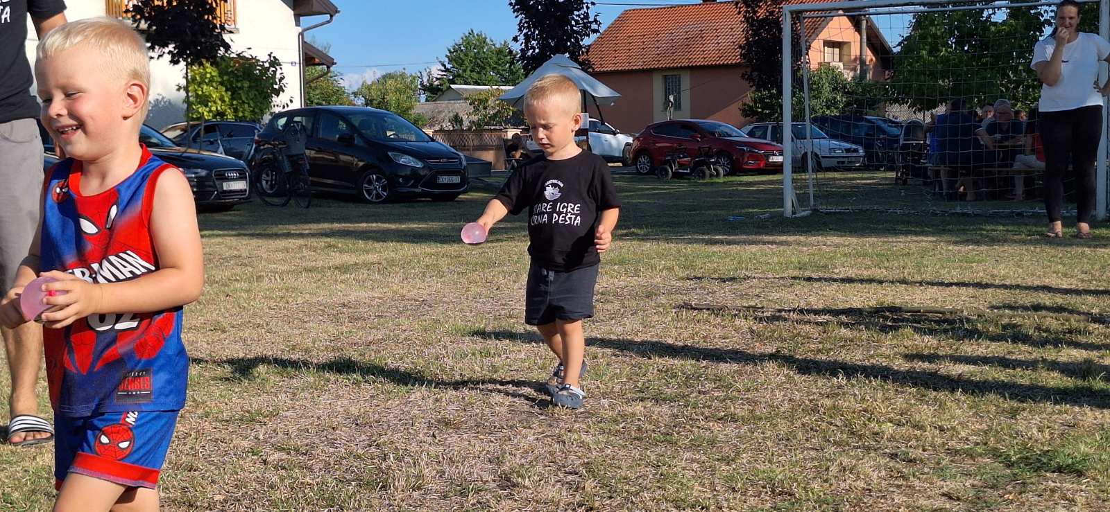 Črna Pešta seoske igre