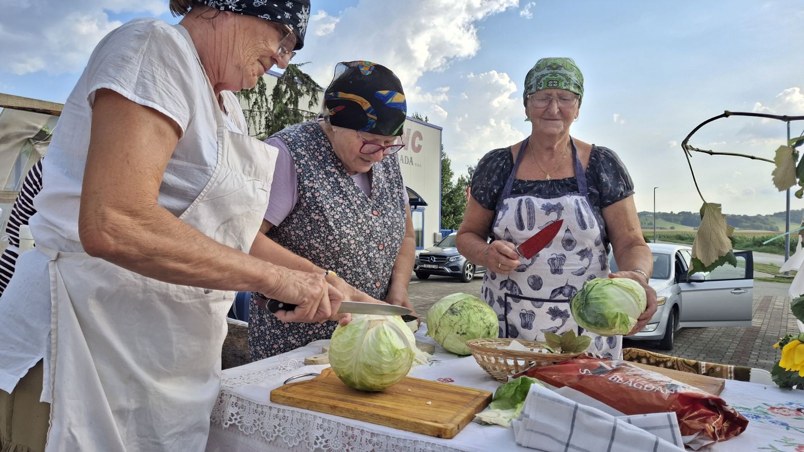 Povorka starih običaja i zanata