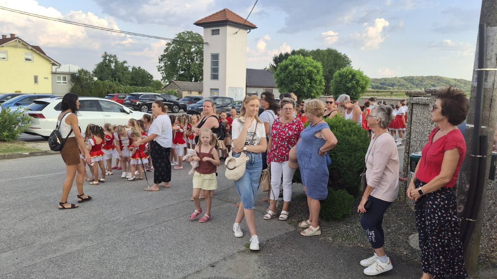 Povorka starih običaja i zanata