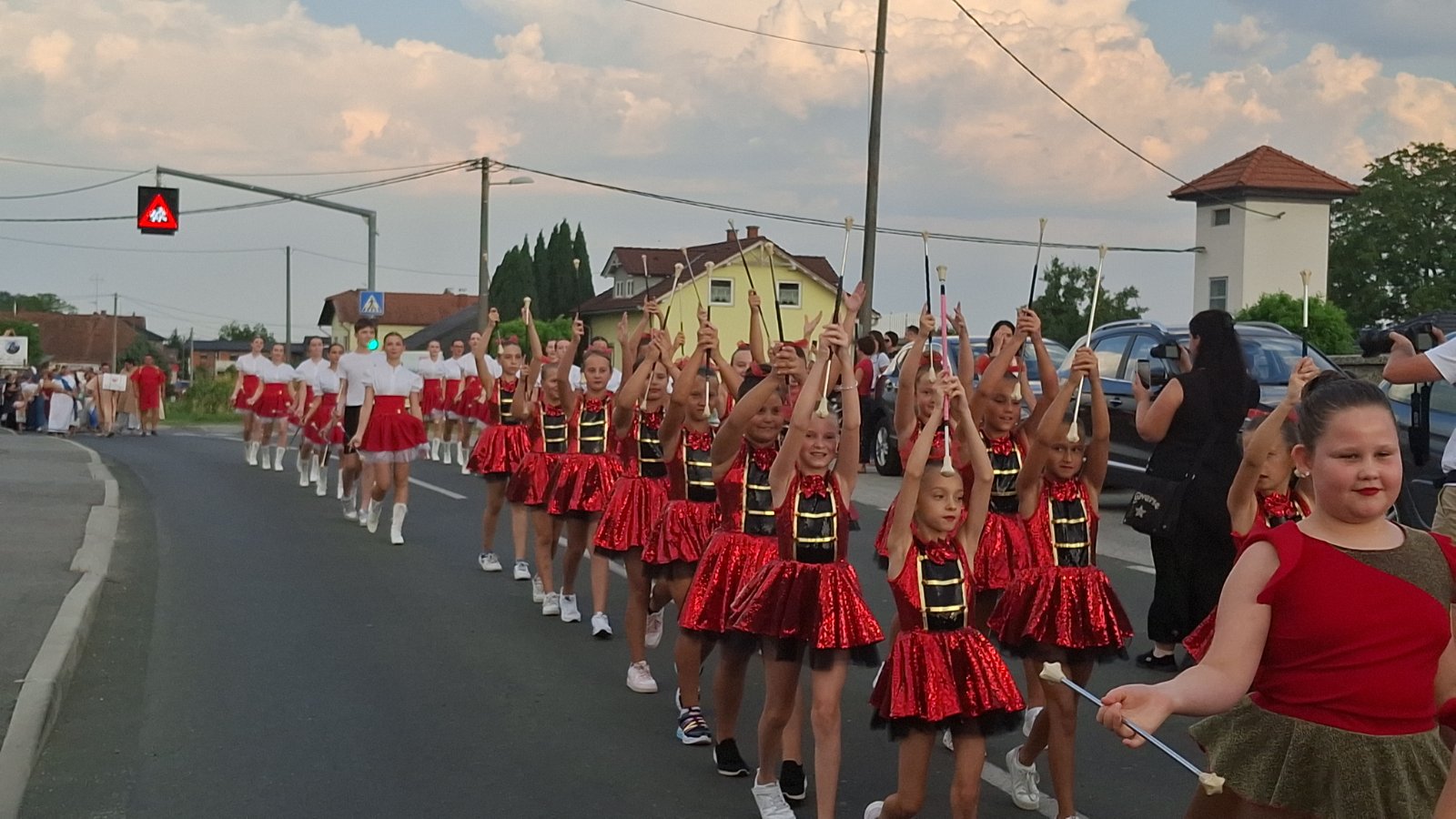 Povorka starih običaja i zanata