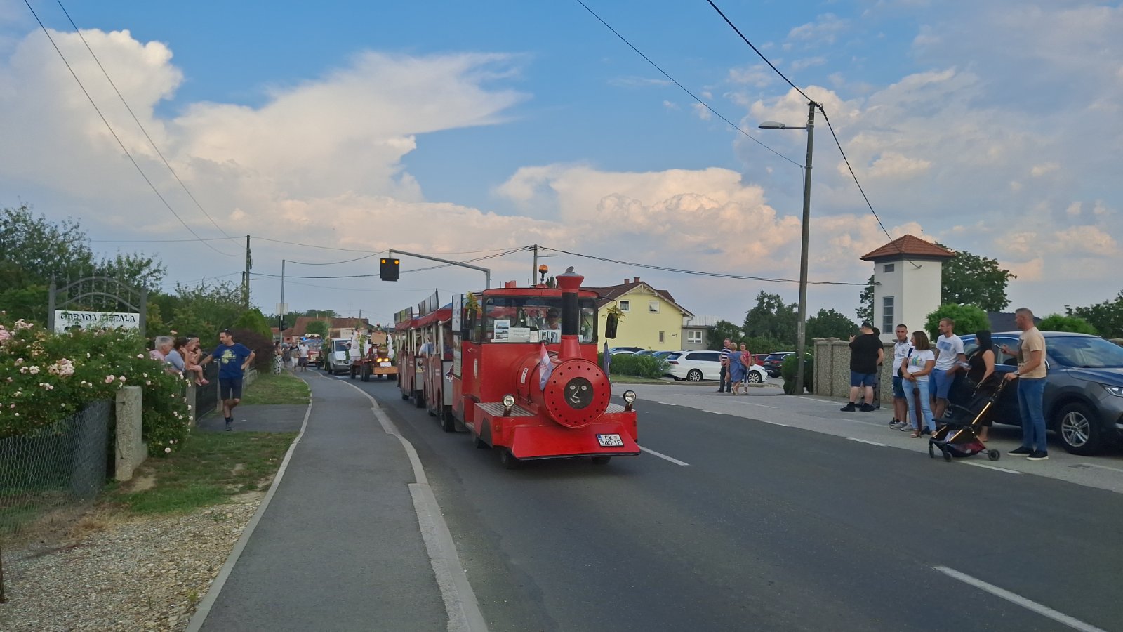 Povorka starih običaja i zanata