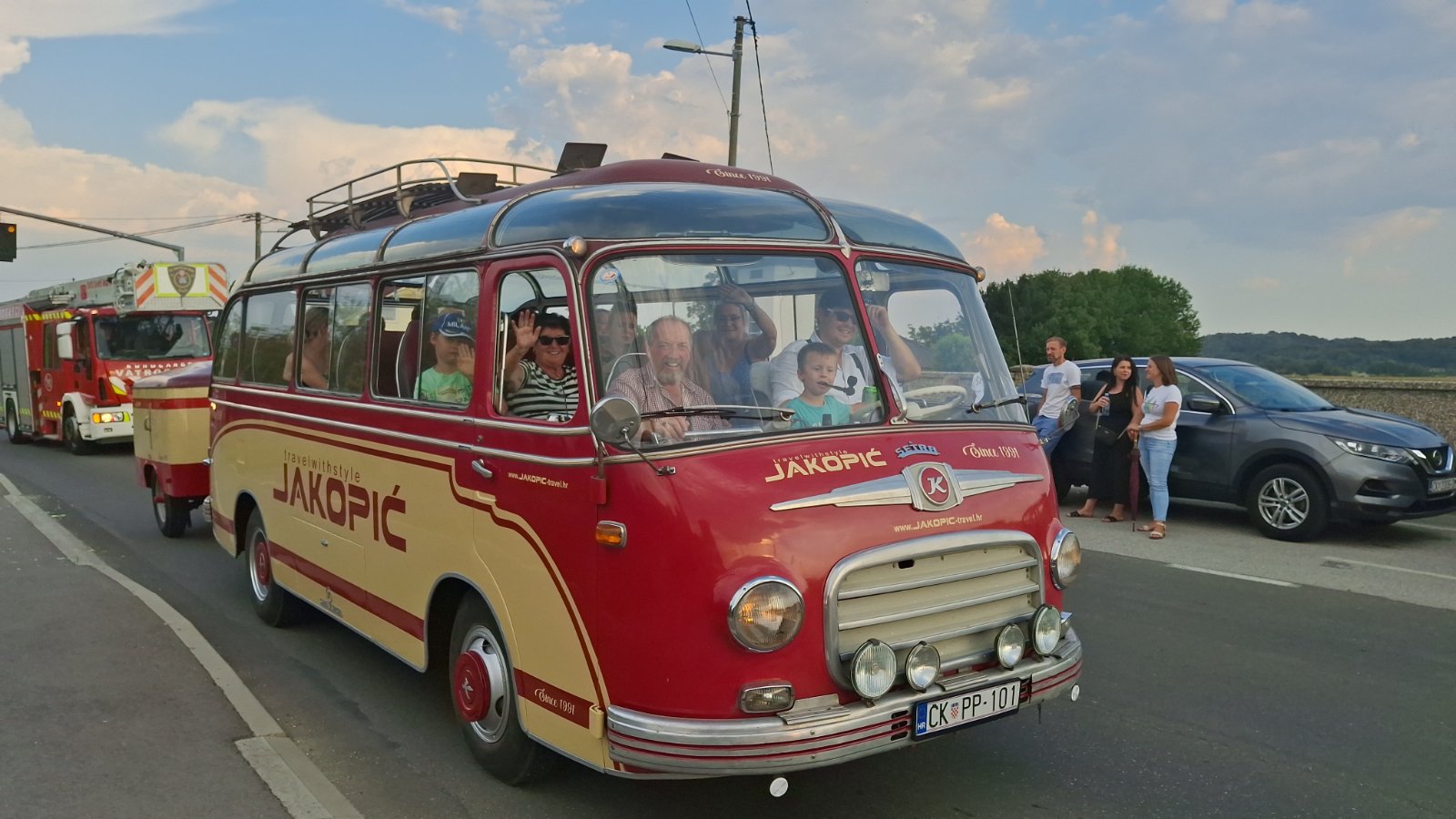 Povorka starih običaja i zanata