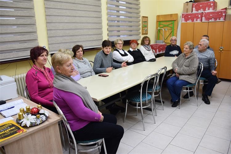 ZLATNE GODINE SIGURAN KORAK ZLATNE GODINE SIGURAN KORAK