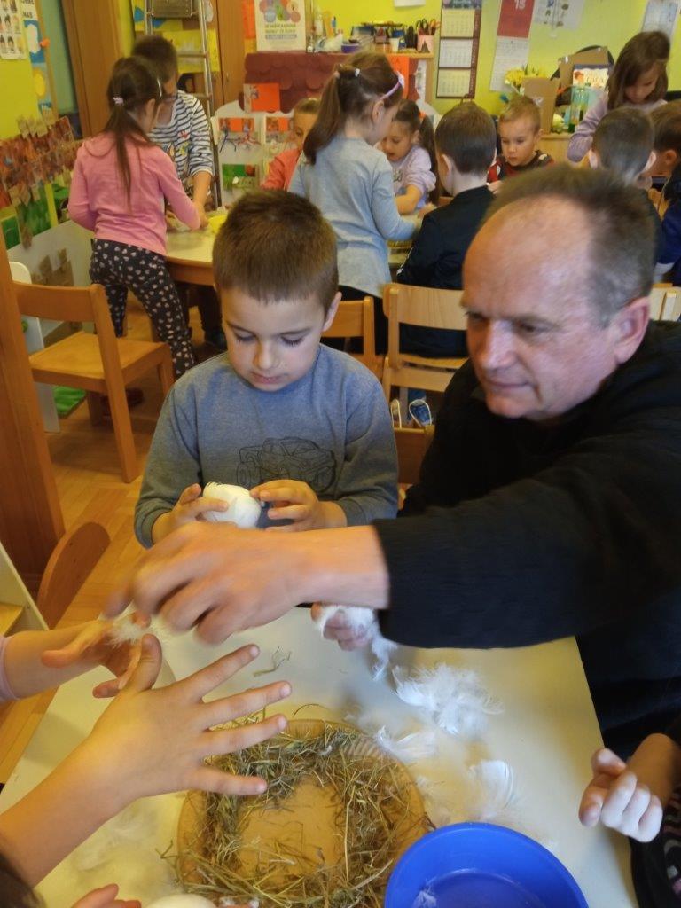 DONJA DUBRAVA uskrs radionica vrtić