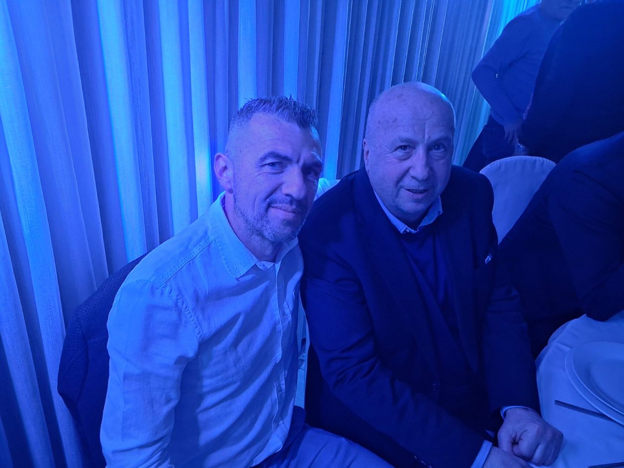 Plava noć Dinamo Plava noć Dinamo