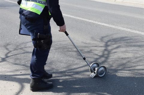 POLICIJA ILUSTRACIJA OČEVID PROMET