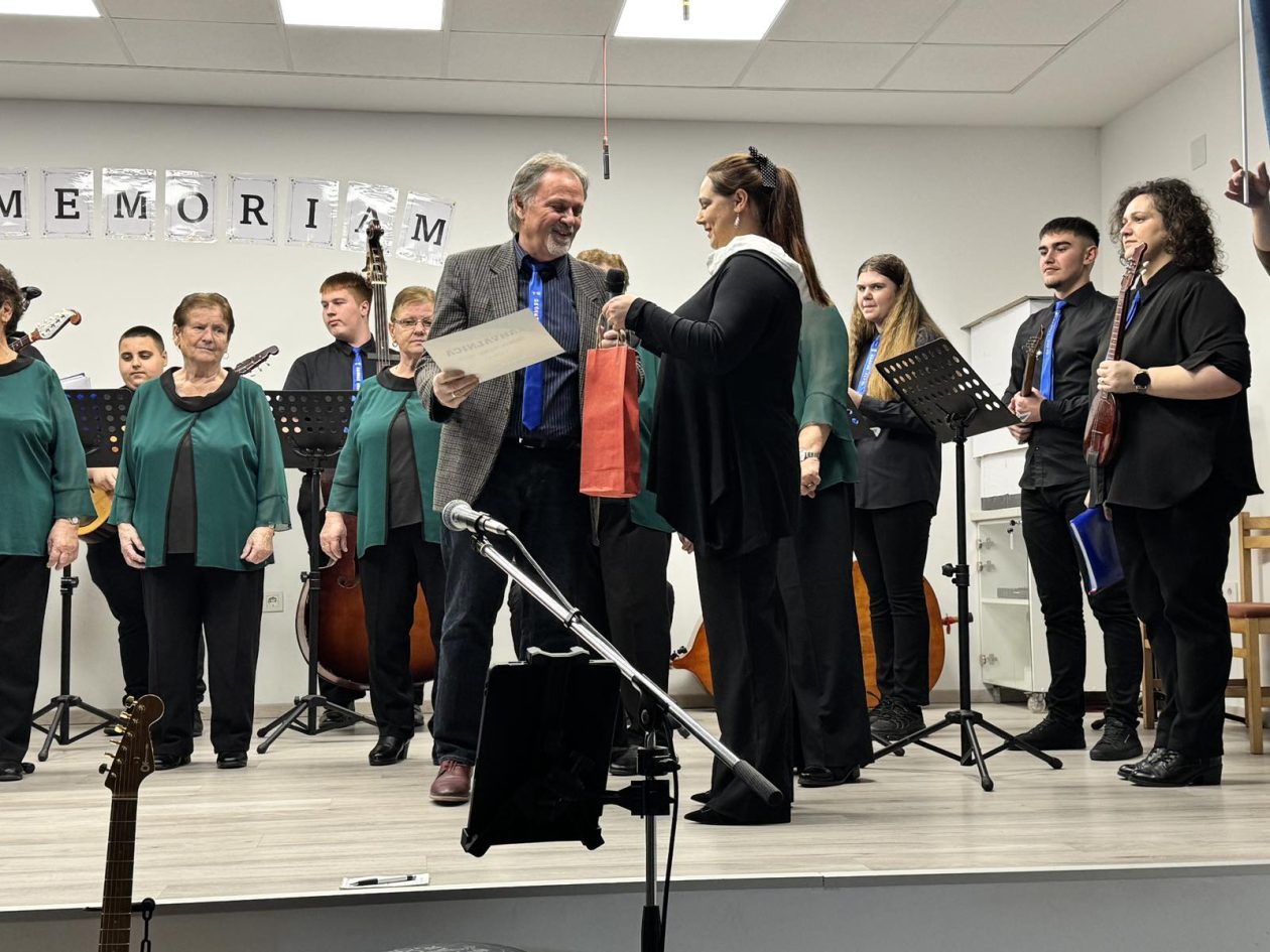 vino i gitare Sivica (6)