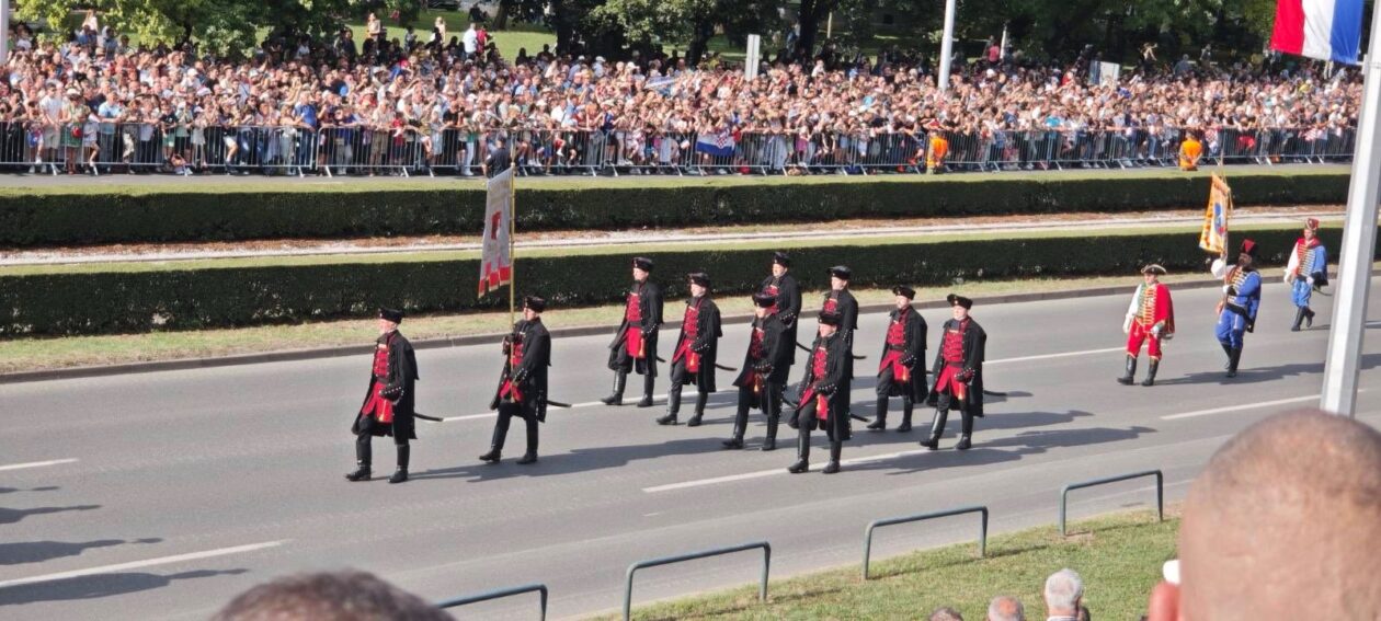 vojni mimohod zagreb zrinska garda 2025 (1) vojni mimohod zagreb zrinska garda 2025 (1)