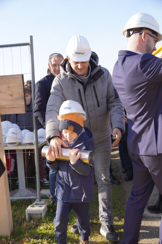 vremenska kapsula gradnja OŠ Nedelišće (32)